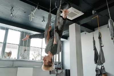 Entdecke Aerial Yoga Vorschaubild